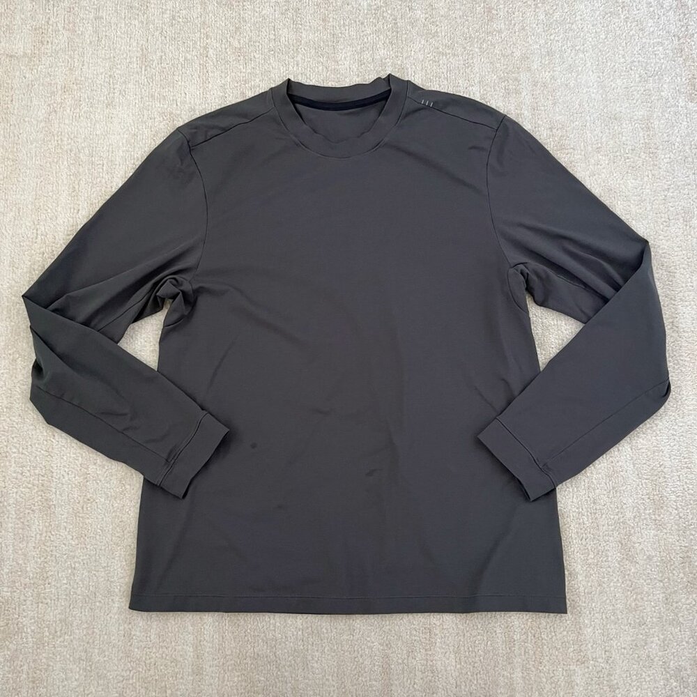 Lululemon Crewneck Long Sleeve Active Performance Shirt Top